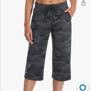 SPECIALMAGIC Women's Capri Pants